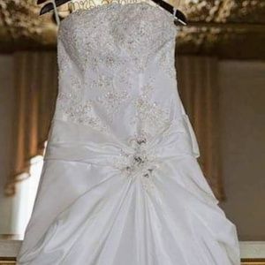 Wedding dress